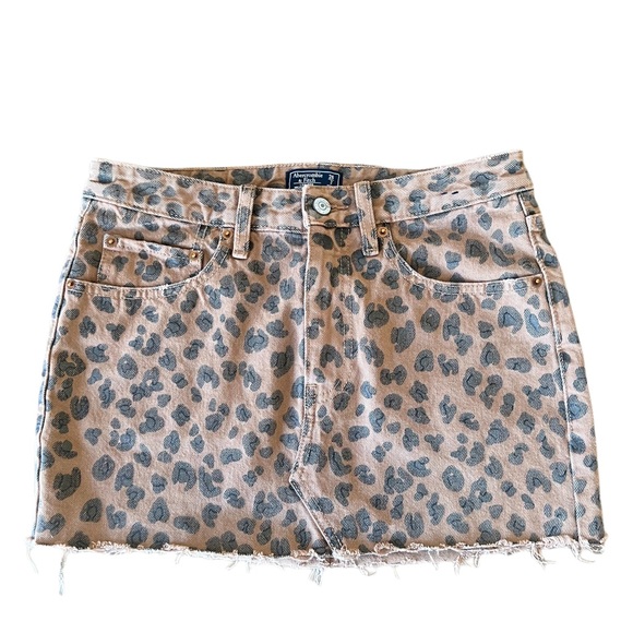 Abercrombie & Fitch Dresses & Skirts - ABERCROMBIE FITCH Y2K low rise micro mini leopard print|animal print|size 2